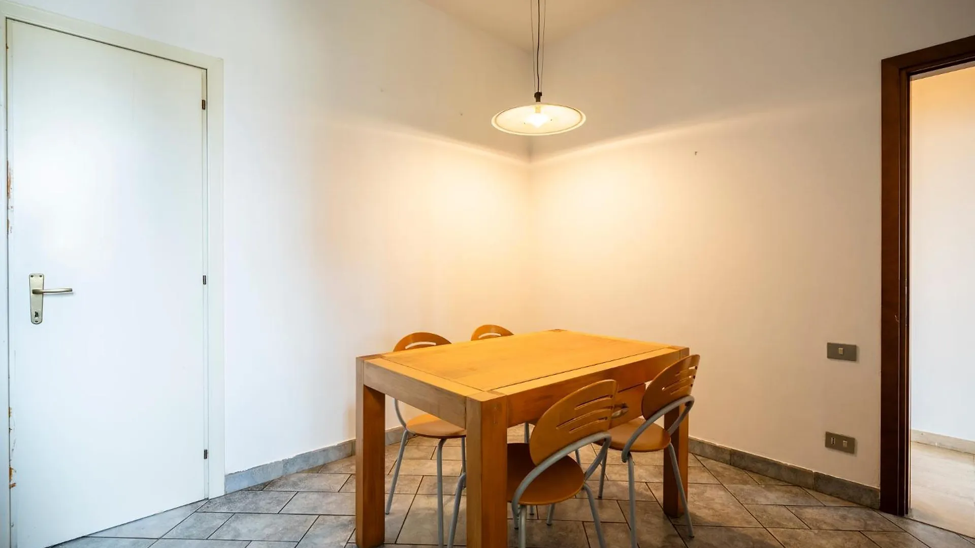 The Luxor Suites - Turati Florenz 0*,